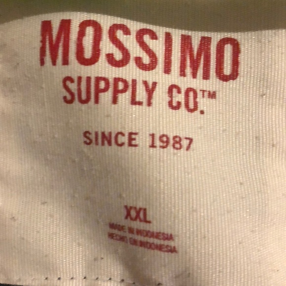 Sweatshirt (cropped) - Picture 3 of 3